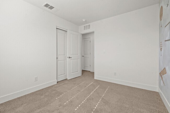 Building Photo - The Birch - - 3 Bedroom, 2.5 Bath single f...