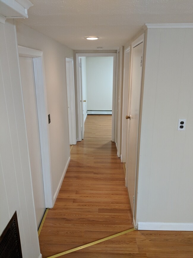 Building Photo - 153 Weigands Ln