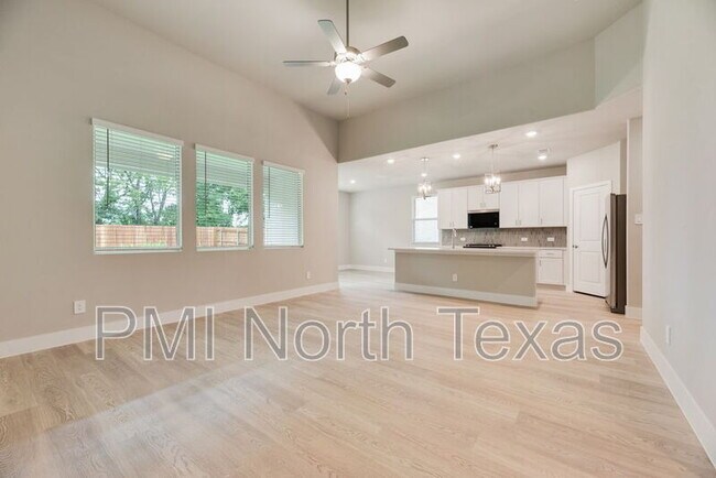 Building Photo - 1404 Winters Wy