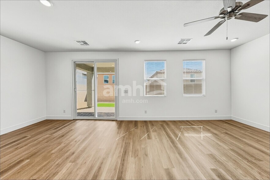 Building Photo - 9161 S Conquistador St