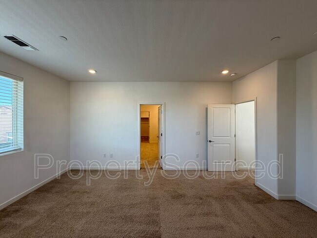 Building Photo - 754 Shearwater Rd