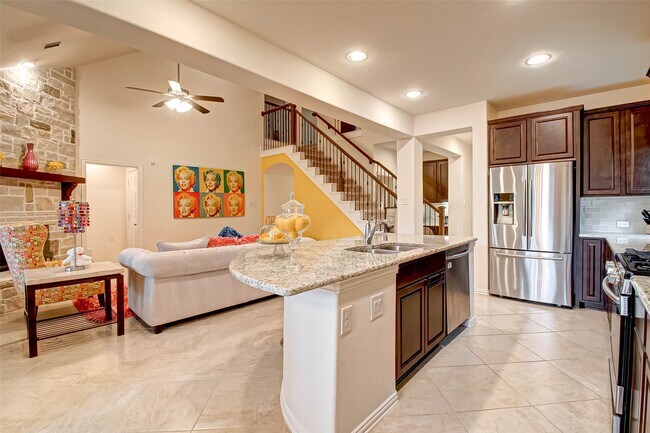 Building Photo - 8219 Peppervine Ct