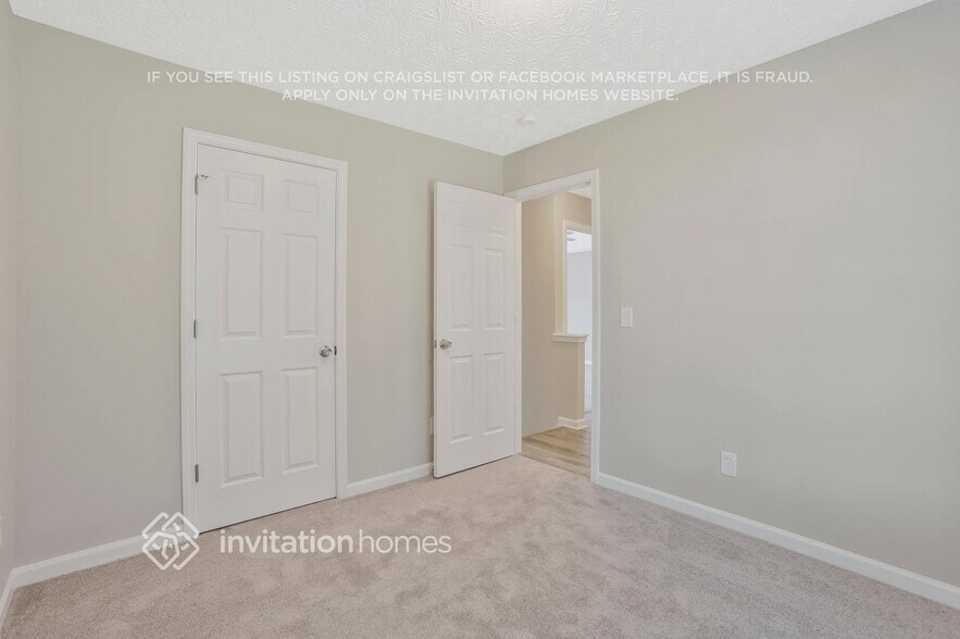 Building Photo - 3974 Riverside Pkwy