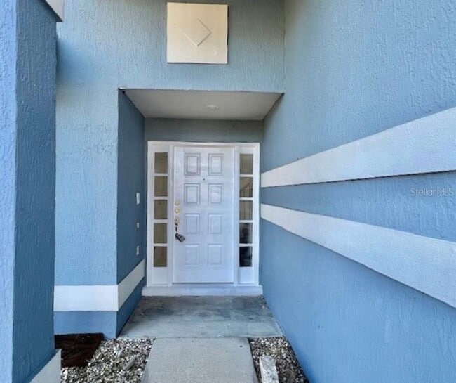 Building Photo - 3237 Fairfield Dr