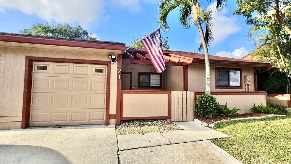 Primary Photo - 21 Farnworth Dr
