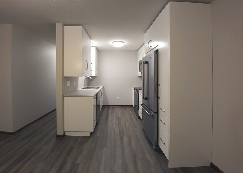 Building Photo - 2204 Valleyhigh Dr NW