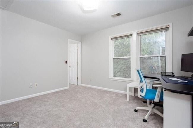 Building Photo - 58 Parkside Cir