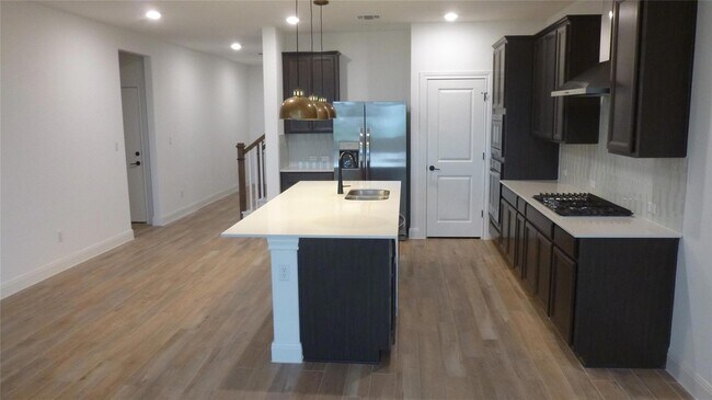 Building Photo - 11904 Paseo de los Lagos Ln