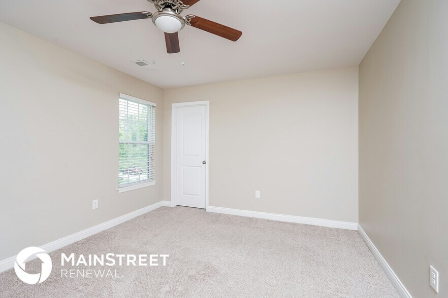 Building Photo - 10600 Evanwood Dr