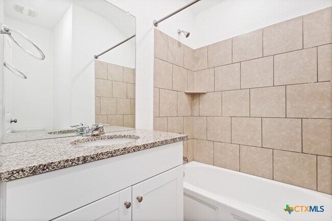 Building Photo - 2460 Vesper Bnd