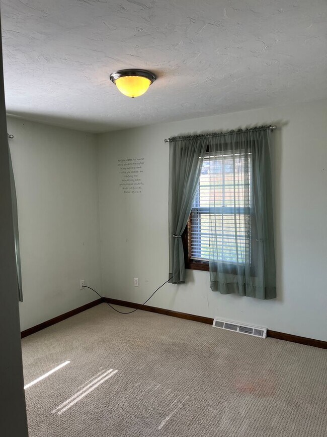 Building Photo - 1162 Buck Tail Ln