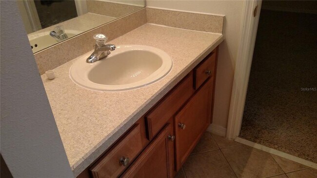 Building Photo - 30105 Mossbank Dr