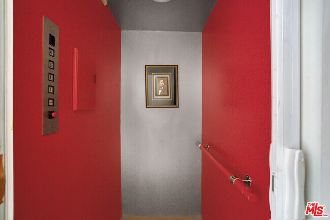 Building Photo - 11974 Mayfield Ave