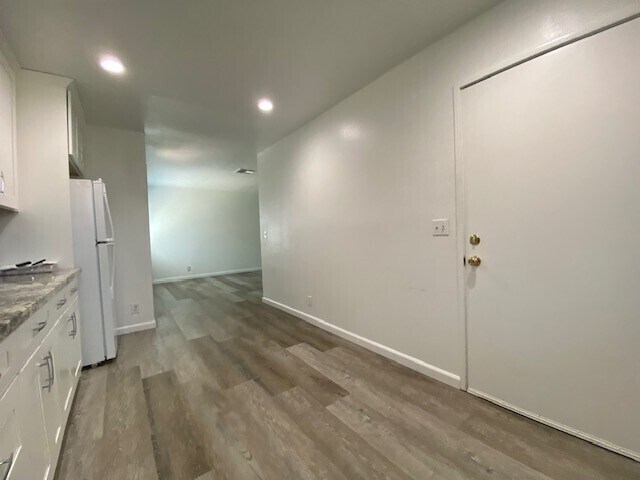 Building Photo - Beautiful Duplex in Rockin, CA!