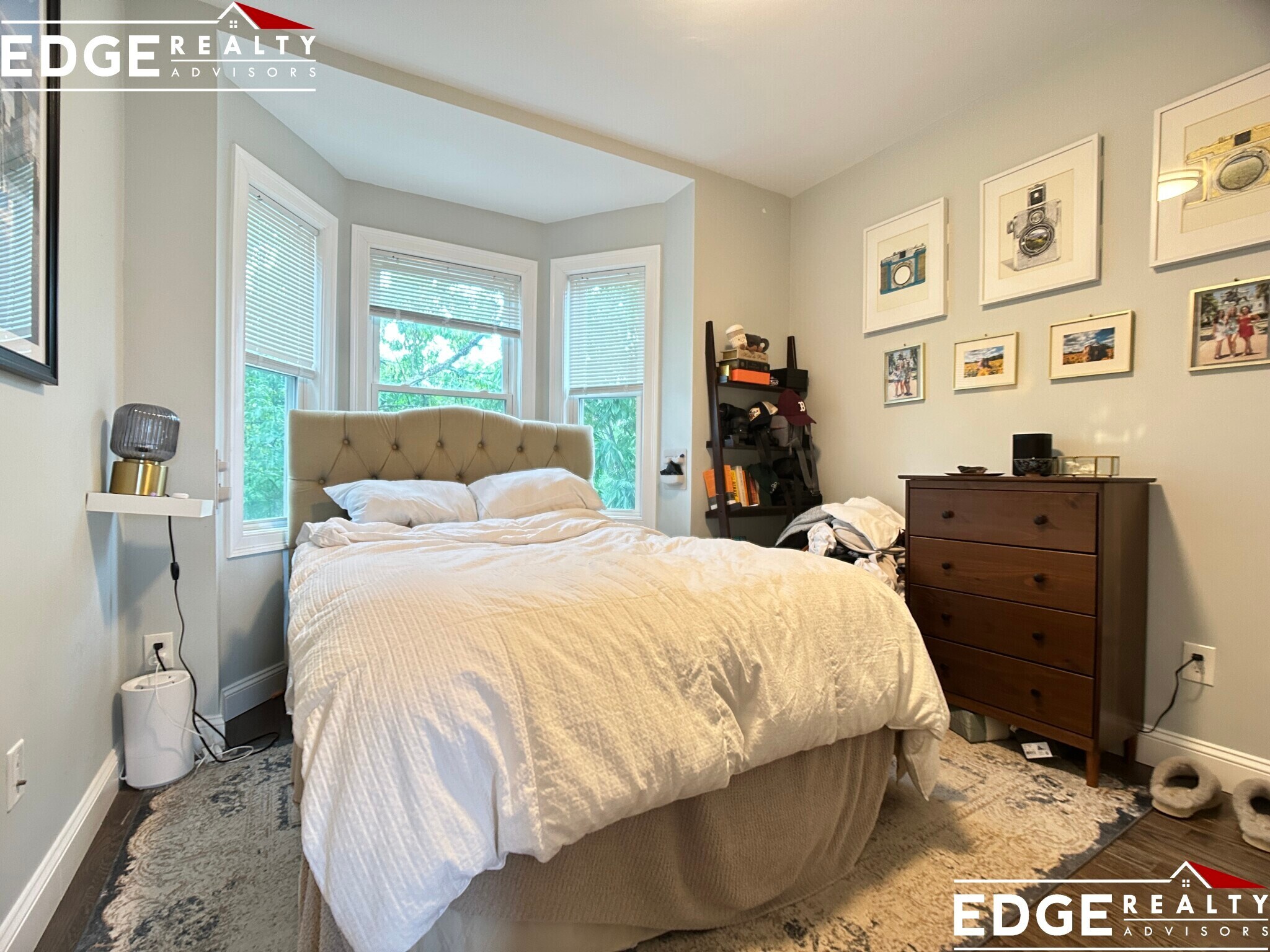 Building Photo - 33 Cottage St