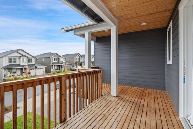 Building Photo - Newer 4-Bedroom Home in Bremerton