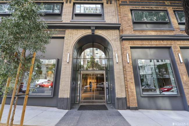 Building Photo - 1688 Pine St
