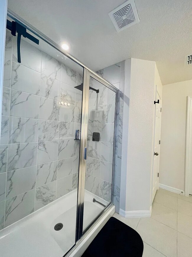 Building Photo - 1768 Fulfillment Dr