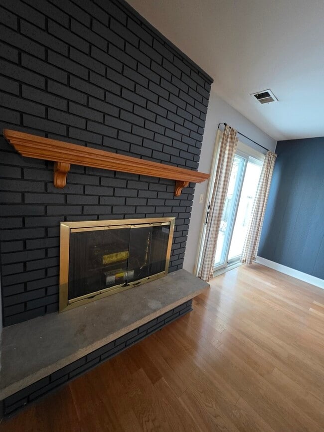 Building Photo - 1195 Old Timber Ct