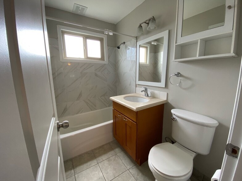 Building Photo - 3655 13th Ave W