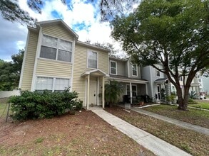 Building Photo - Beautiful 2/2.5 Winter Springs Townhome ~ Newer Paint & Flooring ~ End Unit with Pond View!