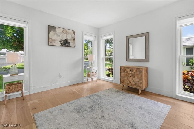 Building Photo - 250 Lanchester Ct