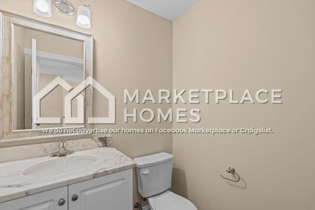 Building Photo - 130 Downsbury Rd