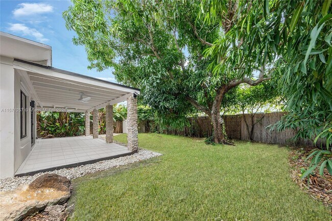 Building Photo - 7525 Adventure Ave