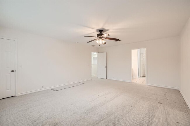 Building Photo - 20840 Silverbell Ln