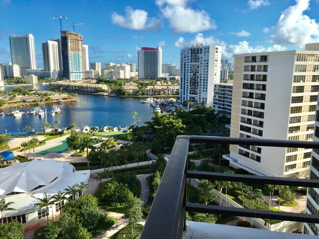 Building Photo - 600 Three Islands Boulevard