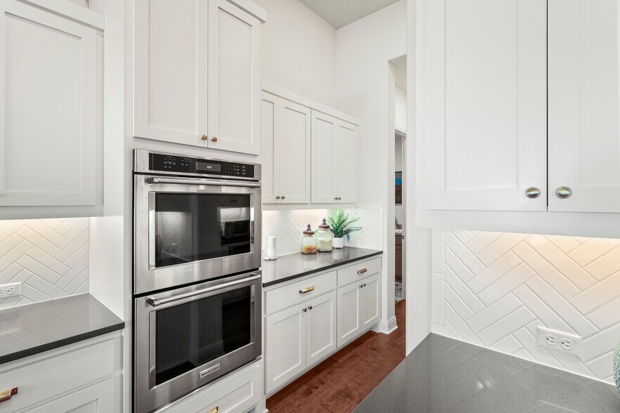 Building Photo - 299 Peakside Cir