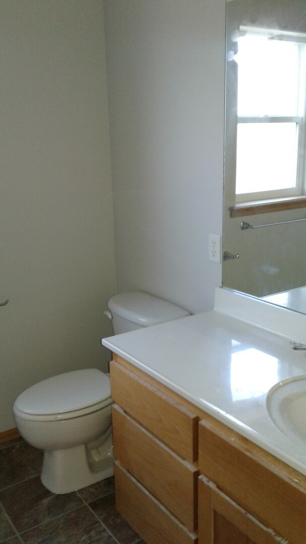 Building Photo - Desirable area of Central Point - Single S...