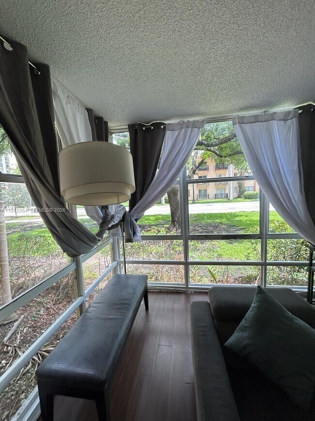 Building Photo - 210 172nd St