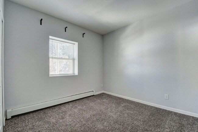 Building Photo - 4BR/2BA Beautiful Historic Home in the Highlands! AVAIL NOW