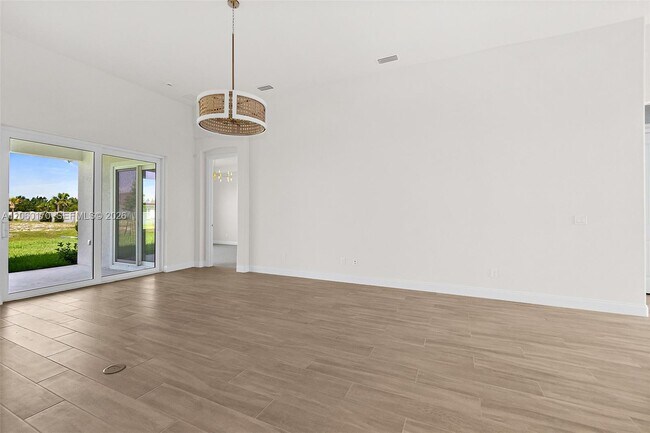 Building Photo - 3 Rio Vista Dr