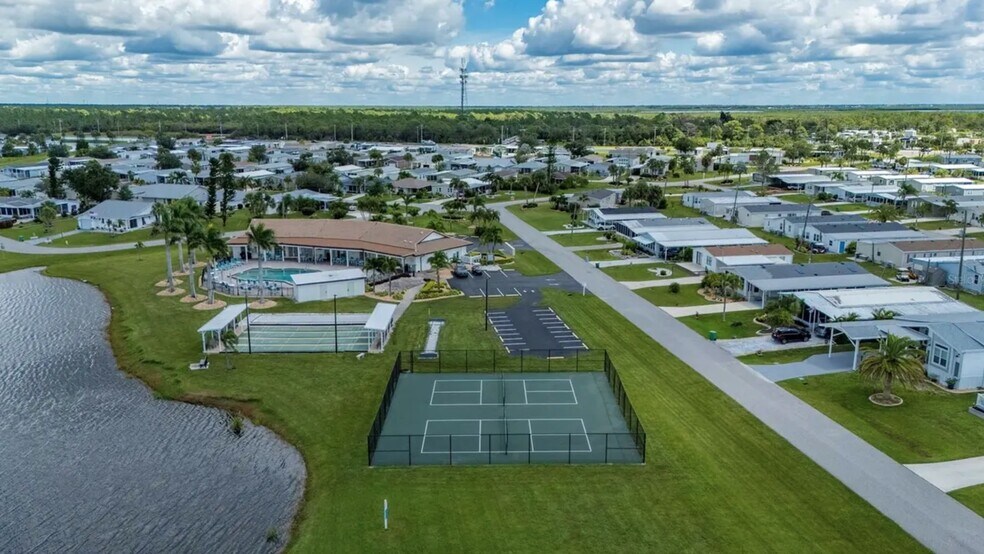 tennis, pickleball and bocce - 3618 Stockton Rd