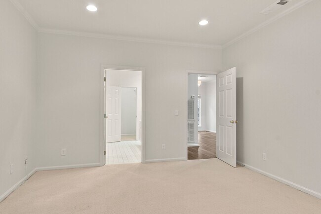 Building Photo - Verner School Zone - Fox Ridge Subdivision