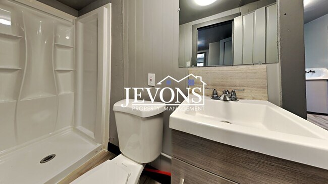 Building Photo - Your Next-Door Deal: Rent Ready!