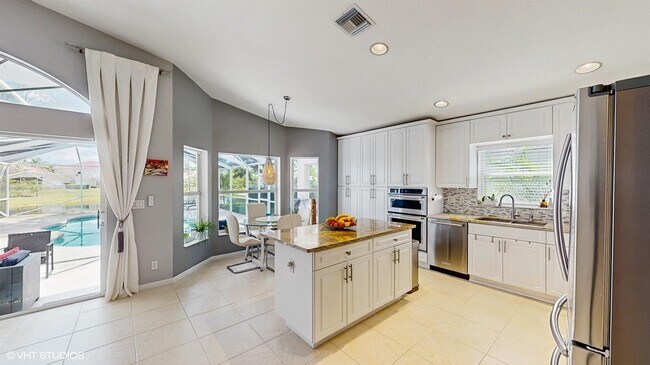 Building Photo - 15151 Banbury Ct