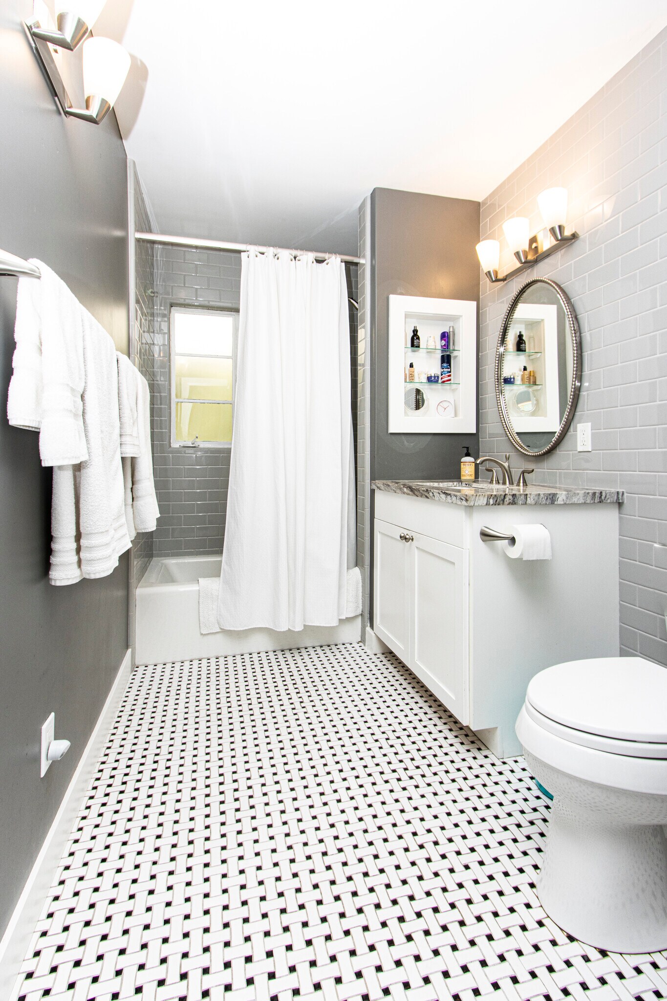 Linen storage cabinet out of view - 405 Orilla del Mar