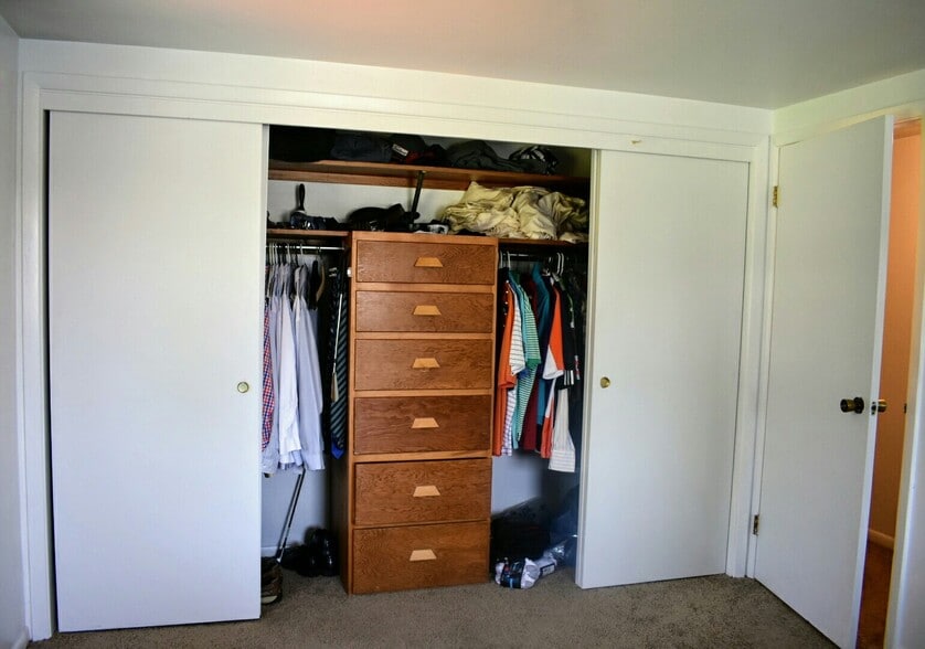 Building Photo - 220 OHIO ST