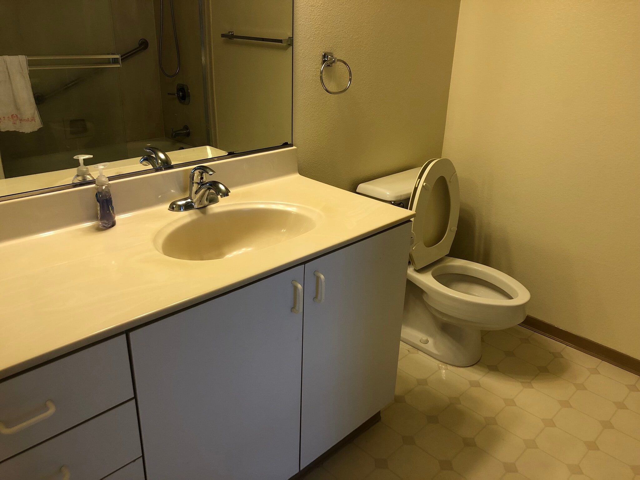 Building Photo - 988 Franklin St