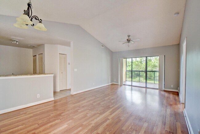 Building Photo - 5701 Riverside Dr