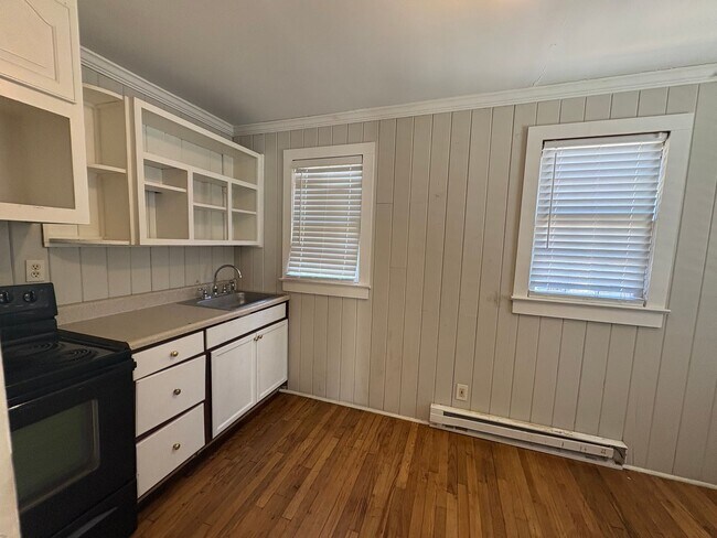 Building Photo - 2755 Vineville Ave