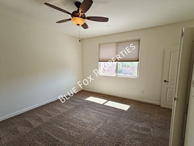 Building Photo - 12812 N Camino Vieja Rancheria