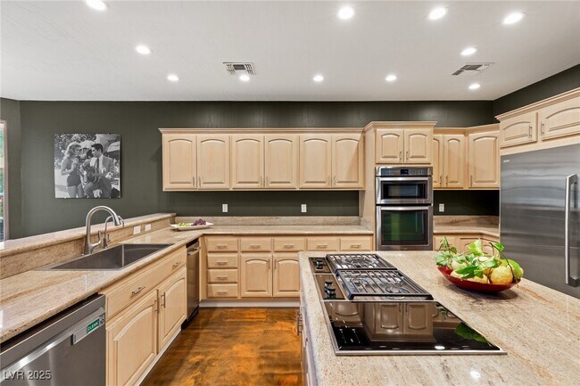 Building Photo - 3004 Astoria Pines Cir