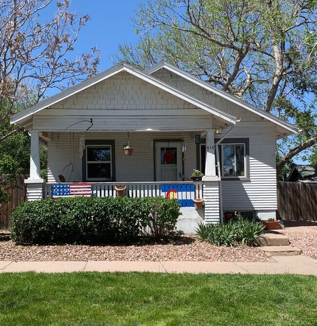 Building Photo - 615 19th St