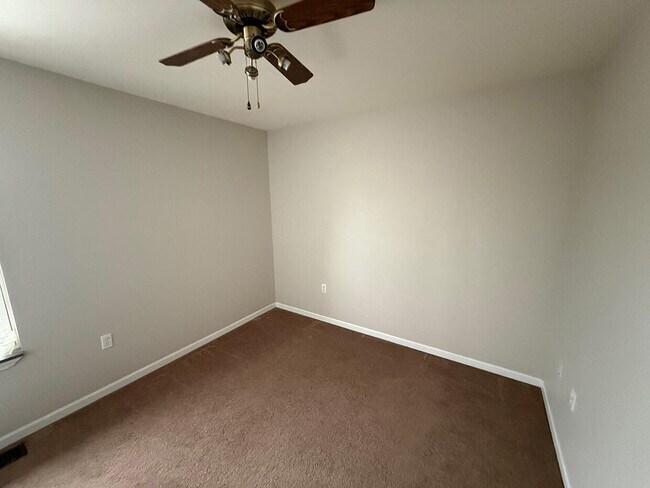 Building Photo - 5315 E Trikalla Dr