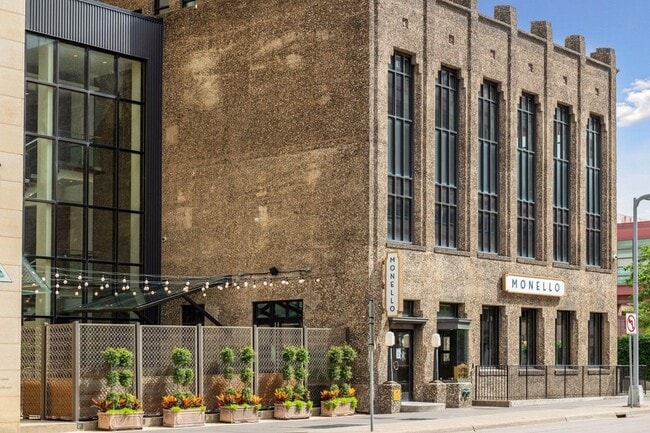 Building Photo - 201 S 11th St