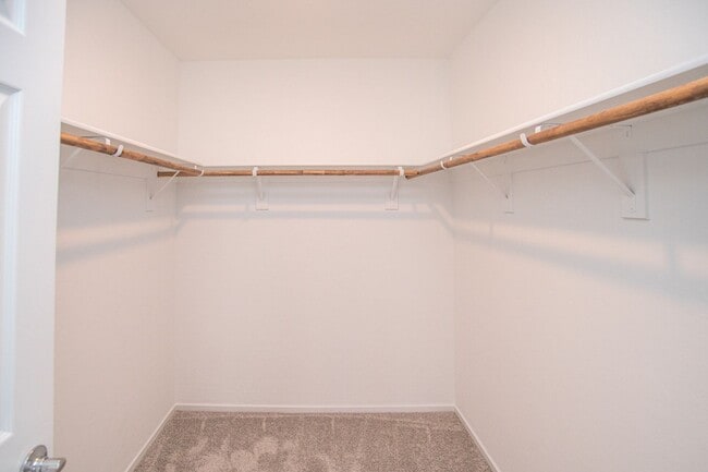 Building Photo - COMING SOON!! GorgeousTownhome in Summerlin